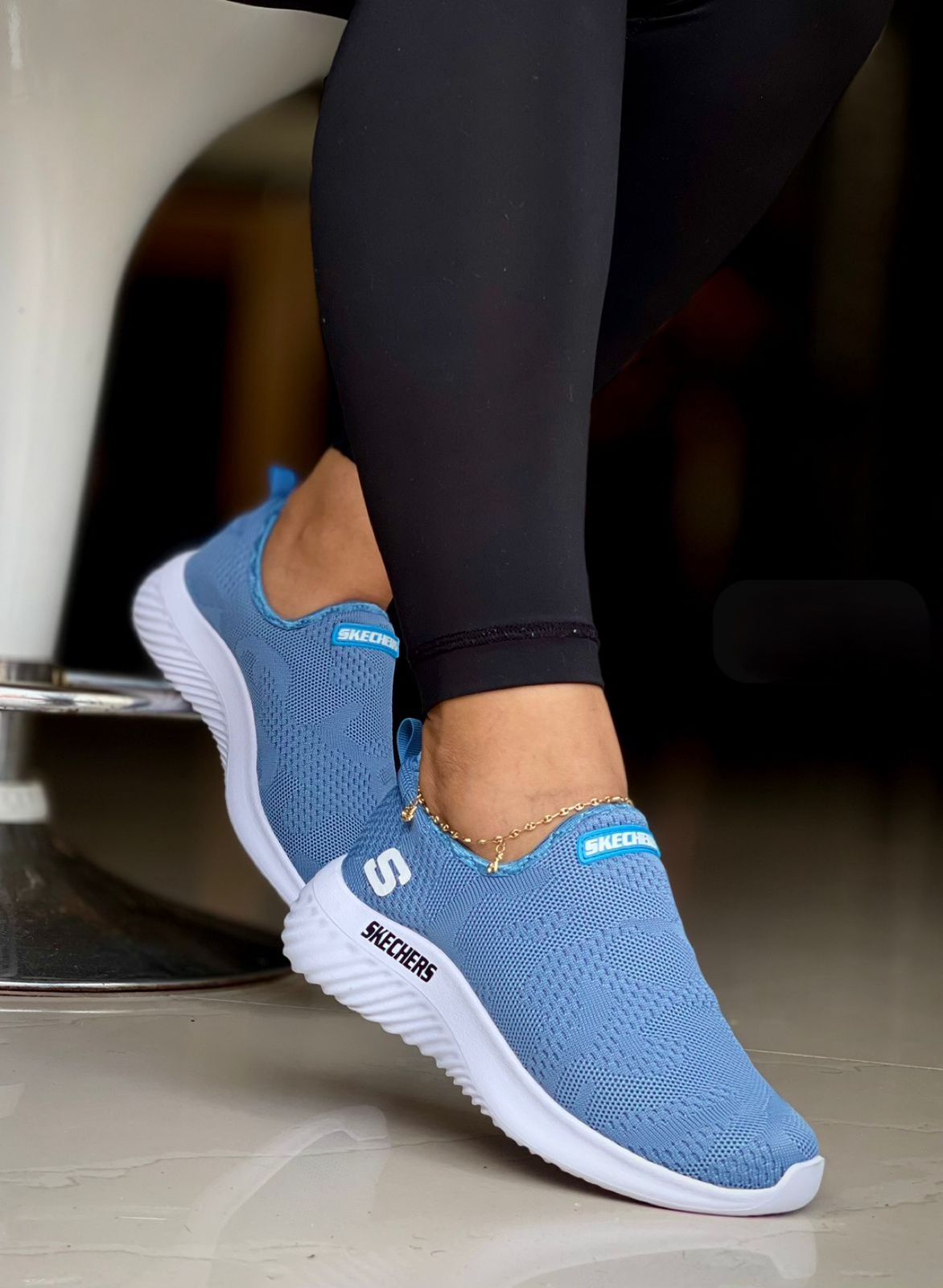 S009 Tipo Media Corte Bajo Dama